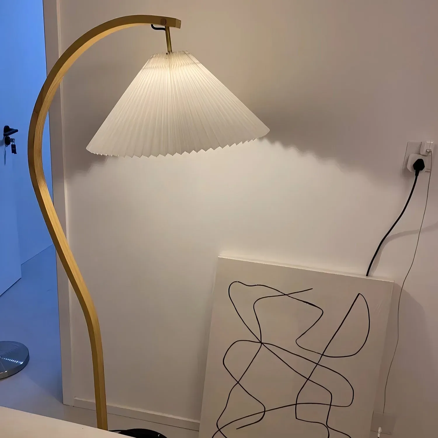 Pleated Floor Lamp