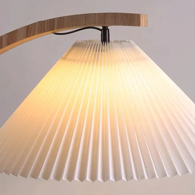 Pleated Floor Lamp
